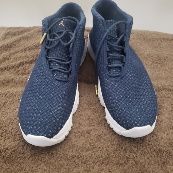 Air Jordan Future 'Midnight Navy' Mens Sneakers - Picture 2 of 6